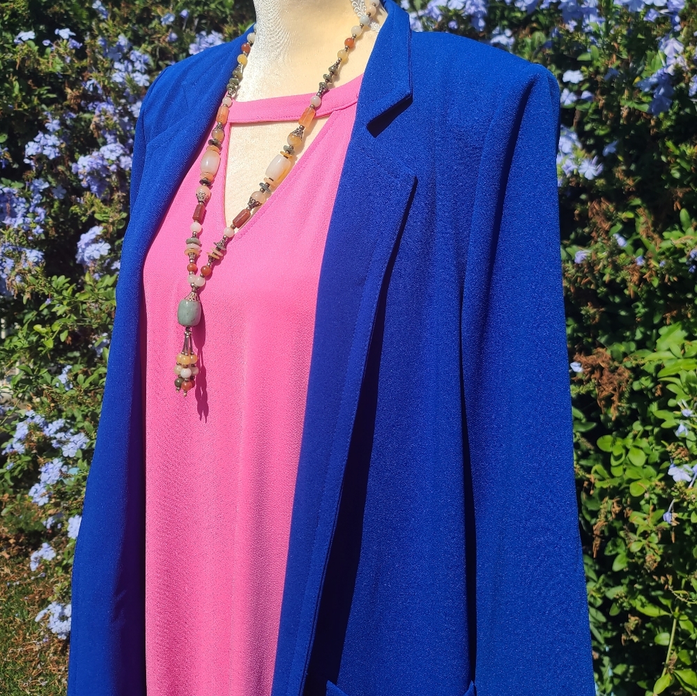 Brilliant Blue Polyster Blazer with mid-length sleeves and two pockets